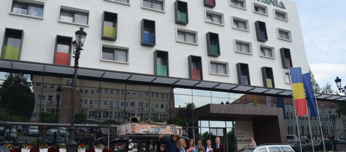 familia-Zapp-la-Hotel-Transilvania-7-1024x678